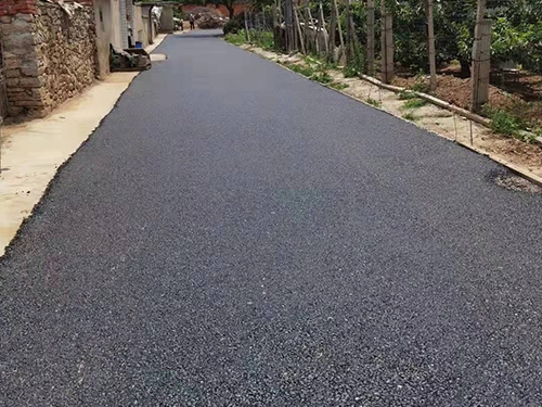 怒江沥青道路摊铺