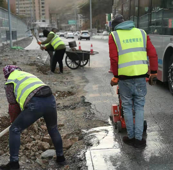 沥青路面摊铺